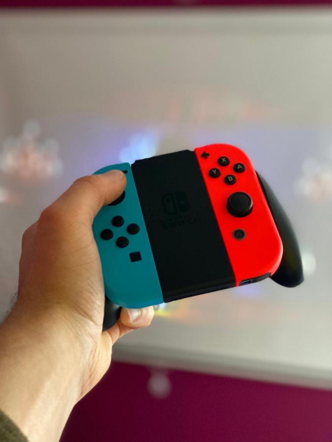 Capsule Groovy-Jacuzzi-Sauna-Billard-Netflix- Nintendo Switch & Jeux Монс Екстериор снимка